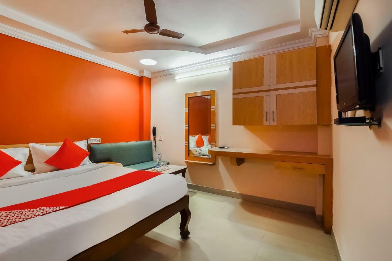 Bagya'S Residency Hotel Anantapur Exterior photo